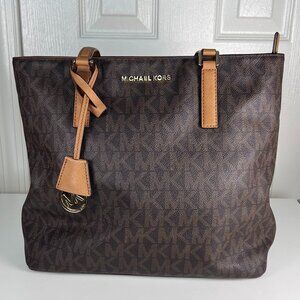 Michael Kors Outlet Canvas Jacquard Logo Print Morgan Size M Brown